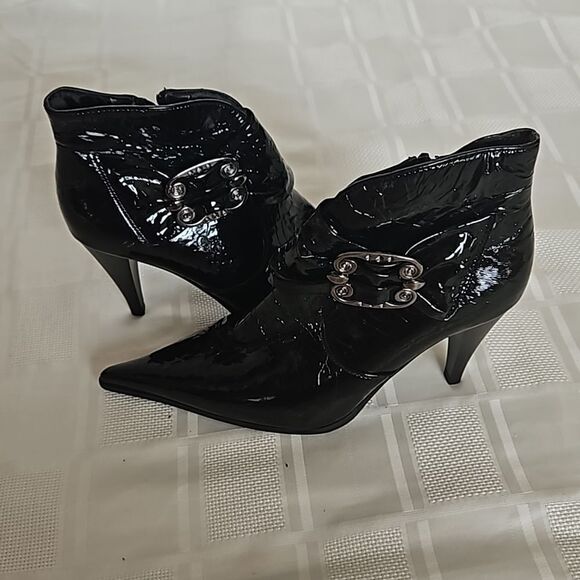 Vangelo Women's Pointy Toe Zip-Up Ankle Boots Black 7 - Picture 2 of 16